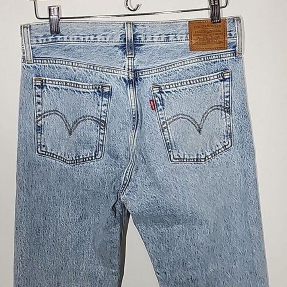 Levi's Premium Wedge Straight Button Fly Raw Hem Medium Wash Jeans W27 L28 - Picture 5 of 12